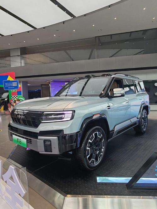 东莞282比亚迪方程豹硬派越野的爆款，英菲尼迪35周年与你共成长